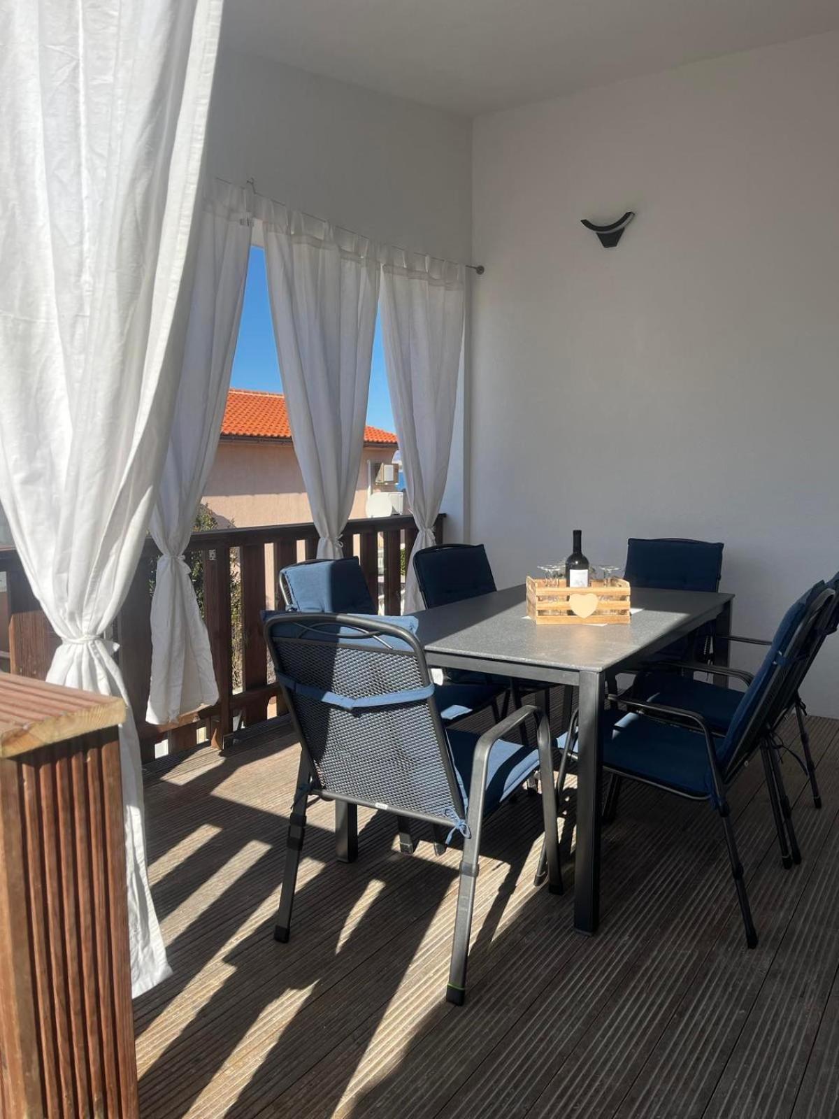 Sinisa Apartman Vir Exterior photo