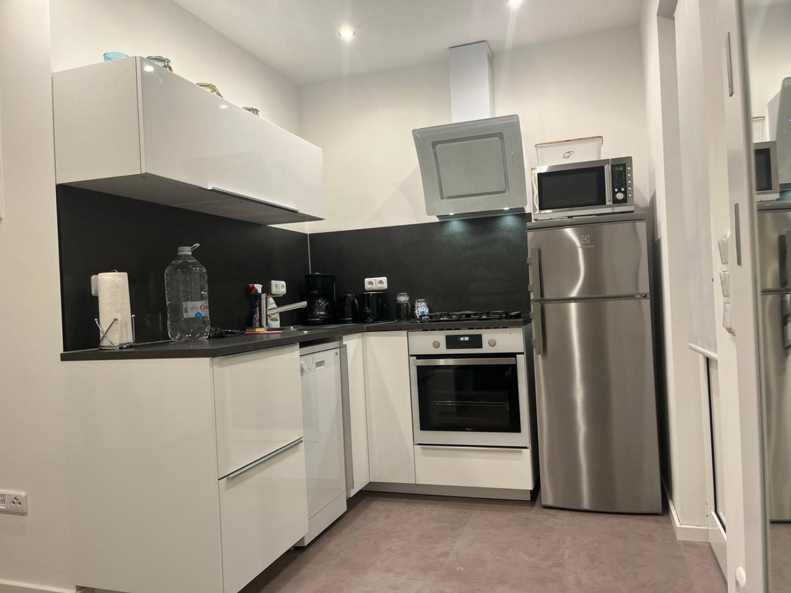 Sinisa Apartman Vir Exterior photo